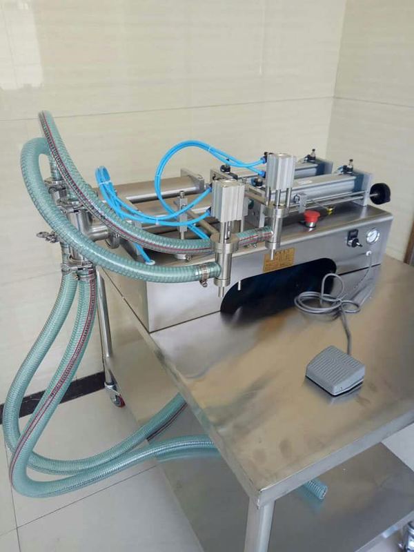 ডাবল নজল নিউম্যাটিক লিকুইড ফিলিং মেশিন শ্যাম্পু, তেল, রাসায়নিক G1WY-2Y-500 পূরণের জন্য