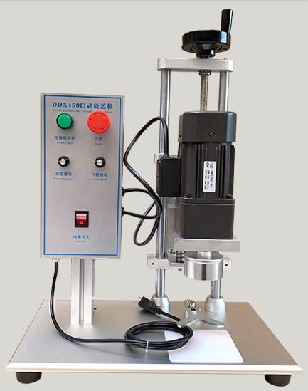 প্লাস্টিকের বোতলগুলির জন্য মাল্টি-ফাংশন ডেস্কটপ ক্যাপার সেমি-অটোমেটিক সিলিং মেশিন বৈদ্যুতিক স্ক্রু ক্যাপ টানার সিস্টেম ভাল দাম