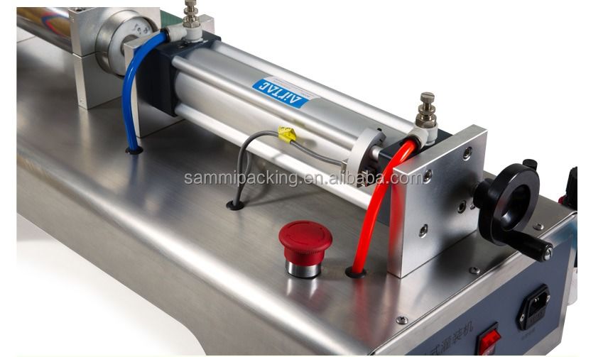 উচ্চ দক্ষতা একক মাথা পিস্টন তরল ভর্তি মেশিন, বোতল / ক্যান জন্য জল তেল রস পানীয় ভর্তি মেশিন 100-1000ml